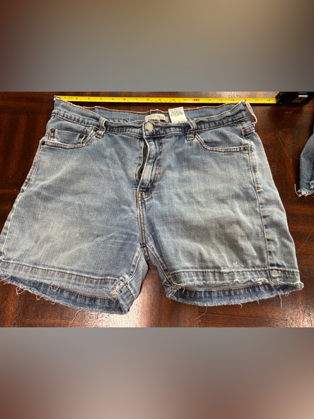 Levi's 515 Authentic  Blue Denim Jean Shorts Size 14